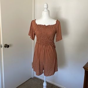 EUC Audrey 3+1 romper sz L (fits like S or M)